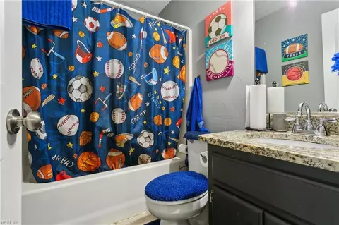 56 W Little Back River Rd, Hampton, VA 23669 photo 27