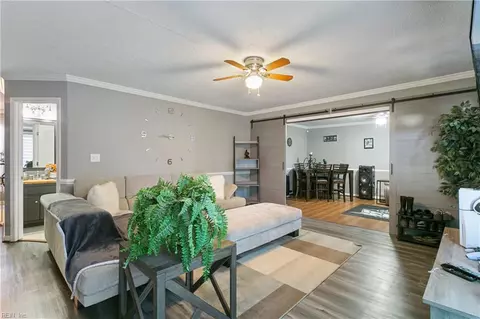56 W Little Back River Rd, Hampton, VA 23669 photo 9