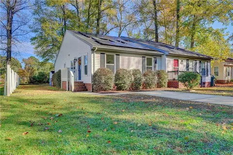 2304 Miller Ave #A, Chesapeake, VA 23320