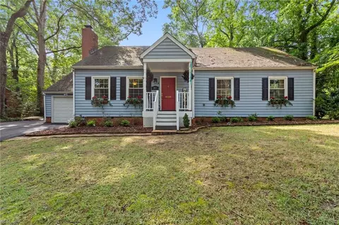 263 Shoe Ln, Newport News, VA 23606
