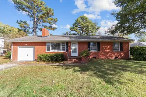 110 Raymond Dr, Hampton, VA 23666