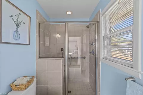 110 Raymond Dr, Hampton, VA 23666 photo 23