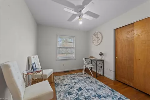110 Raymond Dr, Hampton, VA 23666 photo 16