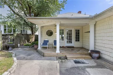 Exterior - 1812 E Ocean View Ave, Norfolk, VA 23503 photo 6 of 8