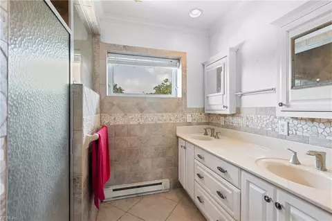 Bath - 1812 E Ocean View Ave, Norfolk, VA 23503 photo 5 of 5