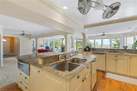 Kitchen - 1812 E Ocean View Ave, Norfolk, VA 23503 photo 4 of 4