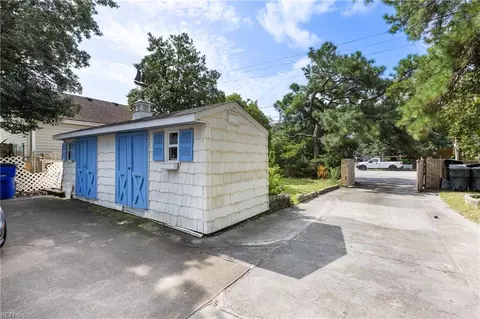 Exterior - 1812 E Ocean View Ave, Norfolk, VA 23503 photo 2 of 8