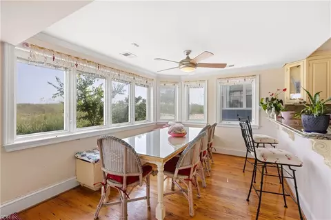Dining - 1812 E Ocean View Ave, Norfolk, VA 23503 photo 1 of 4