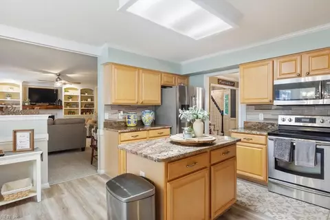 987 Speight Lyons Loop, Chesapeake, VA 23322 photo 11