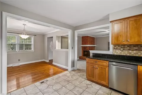 Other - 233 Robert St, Chesapeake, VA 23322 photo 3 of 9