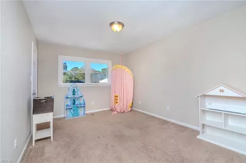 109 Alamo Ct, Hampton, VA 23669 photo 20