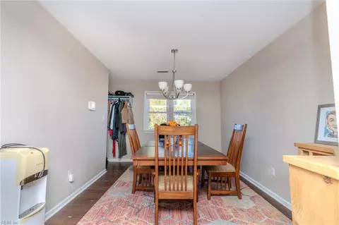 109 Alamo Ct, Hampton, VA 23669 photo 15
