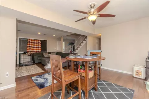 109 Alamo Ct, Hampton, VA 23669 photo 9