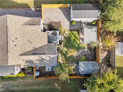 View/Area - 2110 E Pembroke Ave, Hampton, VA 23664 photo 1 of 7