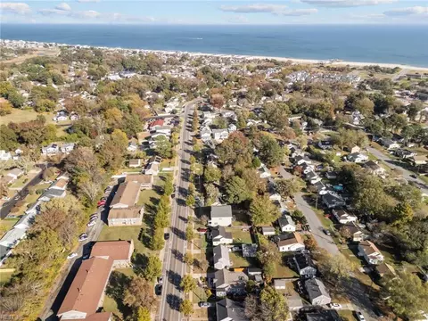 View/Area - 2110 E Pembroke Ave, Hampton, VA 23664 photo 3 of 7