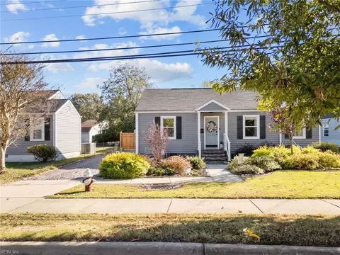 Exterior - 2110 E Pembroke Ave, Hampton, VA 23664 photo 7 of 7