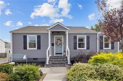 Exterior - 2110 E Pembroke Ave, Hampton, VA 23664 photo 5 of 7