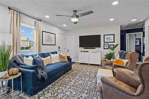 Living - 2110 E Pembroke Ave, Hampton, VA 23664 photo 1 of 1