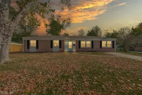 500 Malibu Dr, Virginia Beach, VA 23452