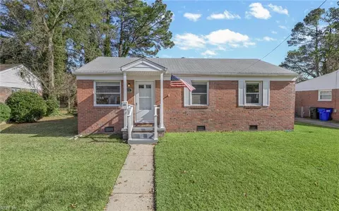 Exterior - 5408 Silbert Rd, Norfolk, VA 23509 photo 2 of 5