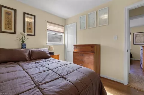 Bedroom - 5408 Silbert Rd, Norfolk, VA 23509 photo 3 of 5