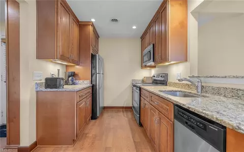 Kitchen - 5408 Silbert Rd, Norfolk, VA 23509 photo 3 of 4