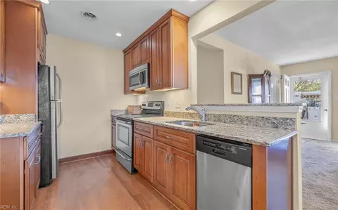 Kitchen - 5408 Silbert Rd, Norfolk, VA 23509 photo 2 of 4