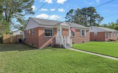 5408 Silbert Rd, Norfolk, VA 23509