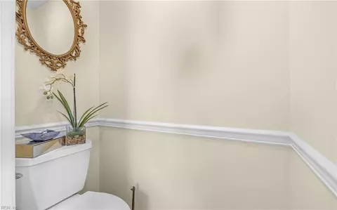 Entry Way - 5408 Silbert Rd, Norfolk, VA 23509 photo 2 of 3