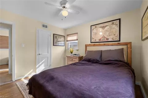 Bedroom - 5408 Silbert Rd, Norfolk, VA 23509 photo 2 of 5