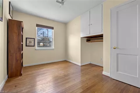 Bedroom - 5408 Silbert Rd, Norfolk, VA 23509 photo 5 of 5