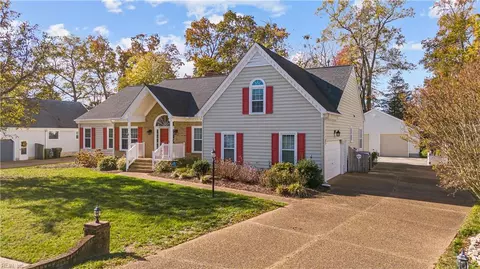 206 Allen Harris Dr, Yorktown, VA 23692