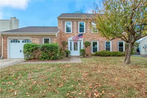 881 Northwood Dr, Virginia Beach, VA 23452