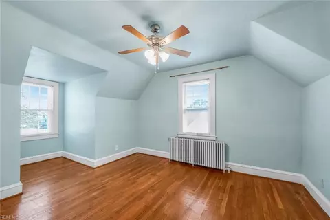 Bedroom - 133 Robinson Rd, Hampton, VA 23661 photo 5 of 6