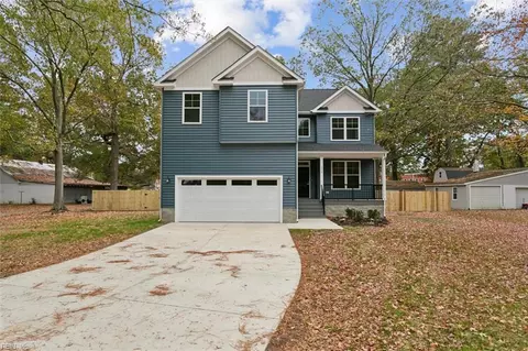 206 Wornom Dr, Seaford, VA 23696