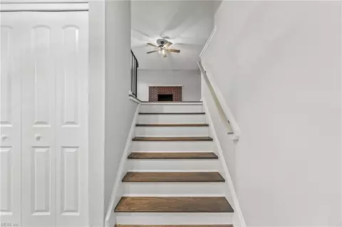 114 Raymond Dr, Hampton, VA 23666 photo 25