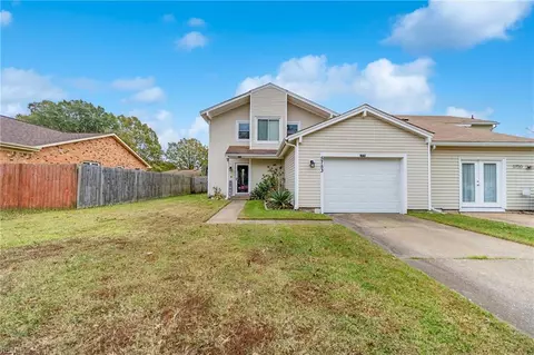 5753 Albright Dr, Virginia Beach, VA 23464