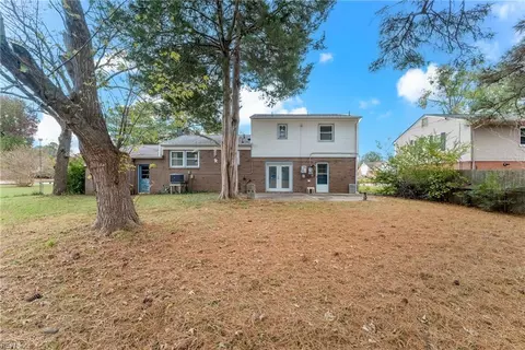 Exterior - 85 Tide Mill Ln, Hampton, VA 23666 photo 4 of 7
