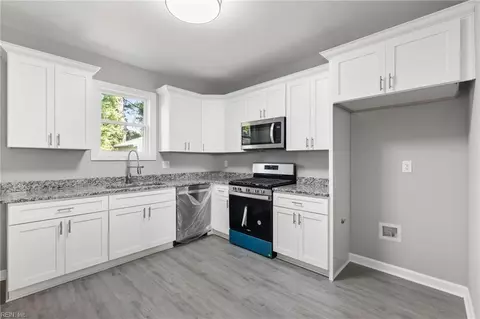 2607 Middle Ave, Norfolk, VA 23504 photo 2