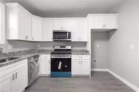 2607 Middle Ave, Norfolk, VA 23504 photo 10
