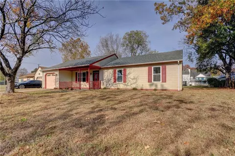 2720 Spinners Way, Chesapeake, VA 23323