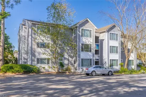 1120 Ocean Trace Ln #101, Virginia Beach, VA 23451