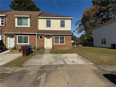 3322 Bangor Cres E, Chesapeake, VA 23321
