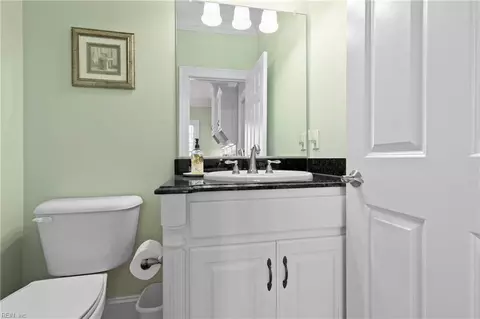 Bath - 7243 Freeman Rd, Wakefield, VA 23888 photo 1 of 6