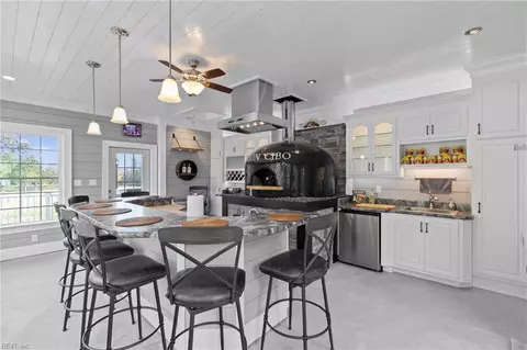 Kitchen - 7243 Freeman Rd, Wakefield, VA 23888 photo 8 of 8