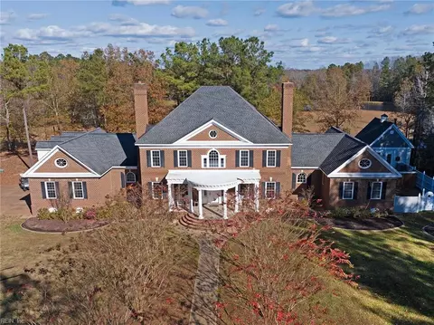 7243 Freeman Rd, Wakefield, VA 23888