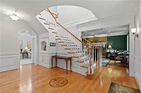 Entry Way - 7243 Freeman Rd, Wakefield, VA 23888 photo 1 of 3