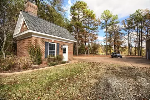 Exterior - 7243 Freeman Rd, Wakefield, VA 23888 photo 8 of 8