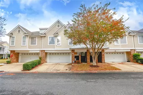 1069 Bay Breeze Dr, Suffolk, VA 23435
