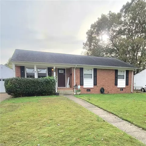 5633 Comanche Rd, Virginia Beach, VA 23462
